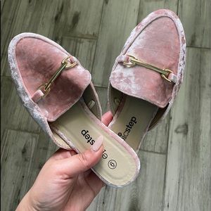 Pink mules shoes